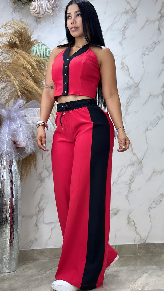 Conjunto combinado, blusa cartera, botones y ojaletes