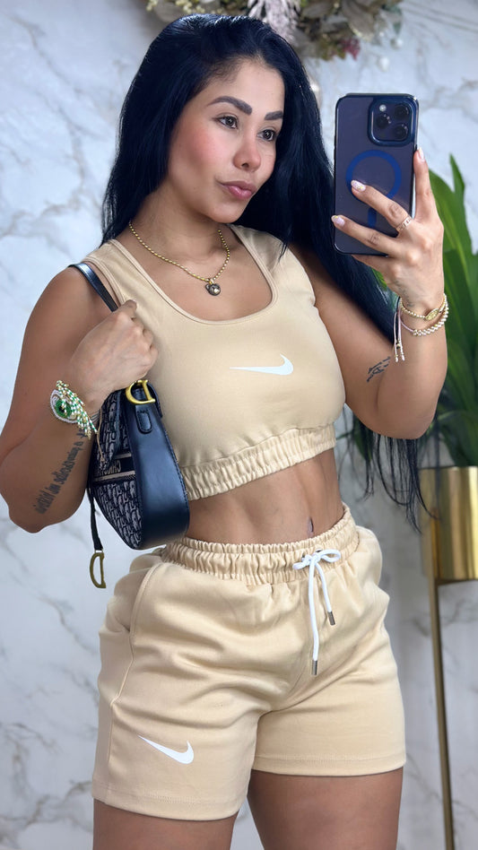 Short y blusa pretinas enrresortadas