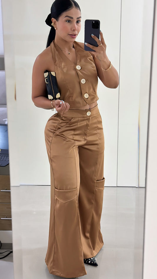 Conjunto pantalon ancho bolsillos,chaleco,botones