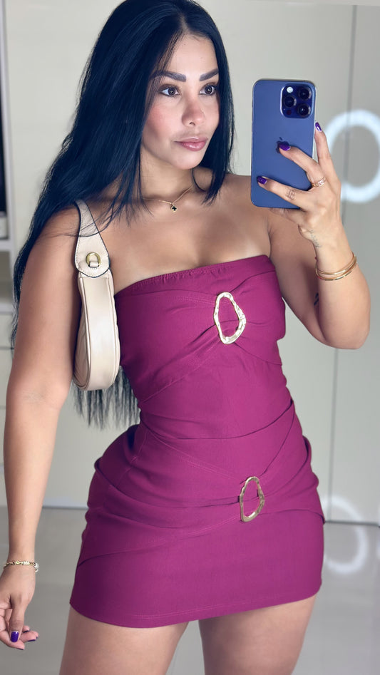 CONJUNTO BODY Y FALDA, HEBILLAS DORADAS