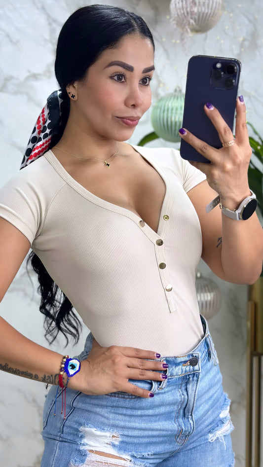 BODY CARTERAS EN SESGOS CON BROCHES