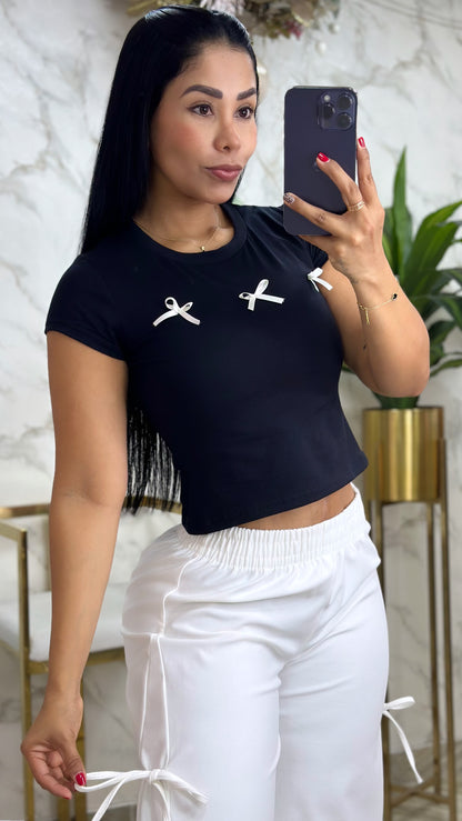 CONJUNTON PANTALON ANCHO CON SESGOS BLUSA MOÑOS